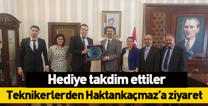 Teknikerlerden-Haktankaçmaz’a-ziyaret.jpg