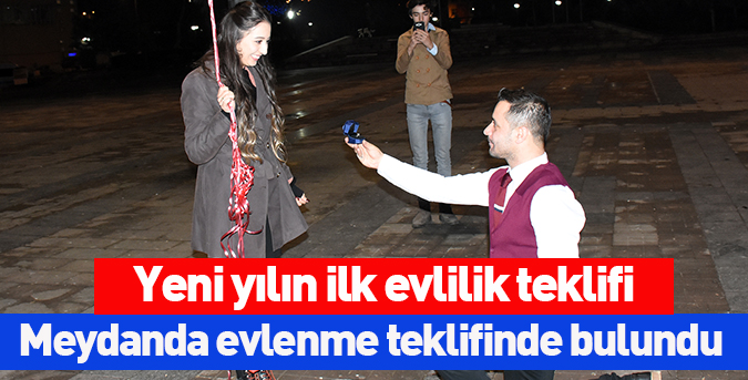 Yeni-yılın-ilk-evlilik-teklifi.jpg